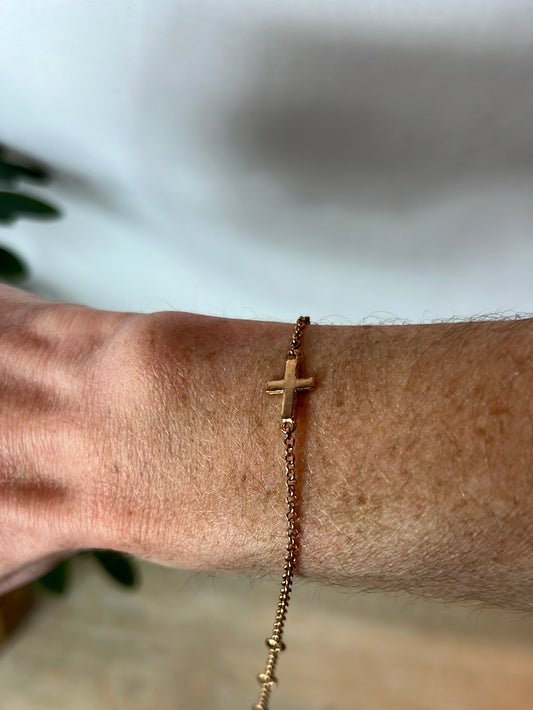 ARISTROCRAZY. Pulsera cruz