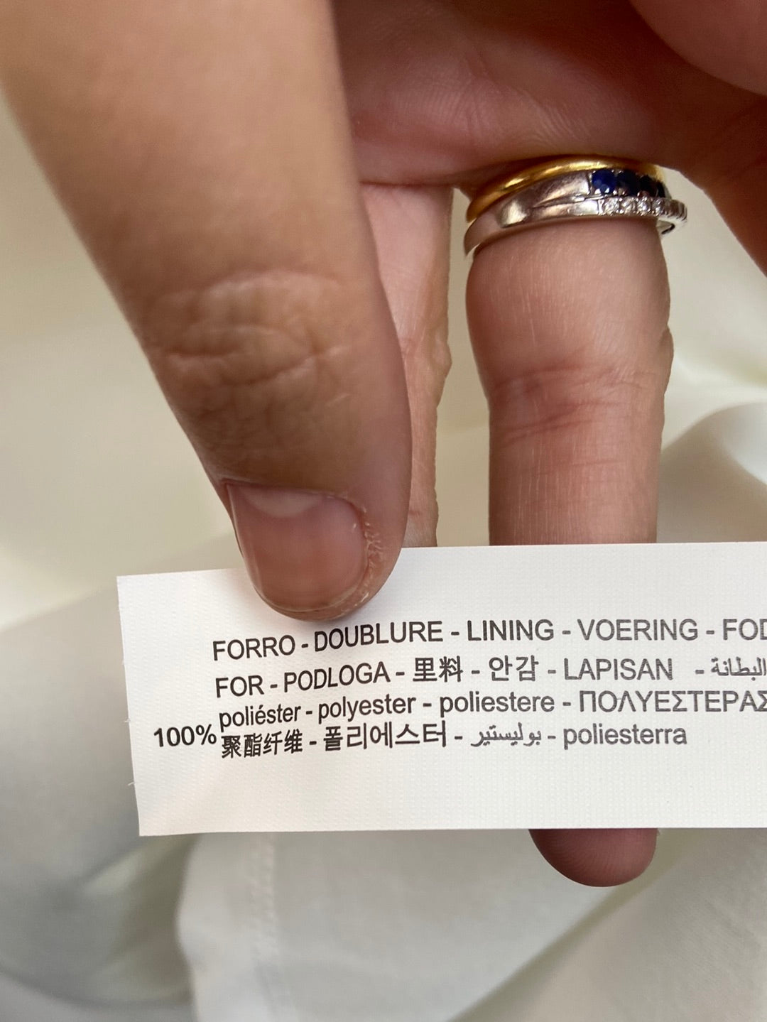 ZARA. Short dress with ruffled neckline TL