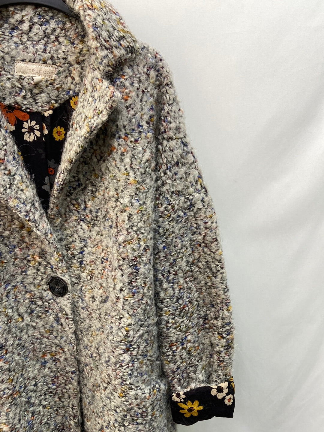 TRUCCO.Abrigo gris textura jaspeado T.M