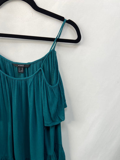 WHITE.Green shoulder top T.xs