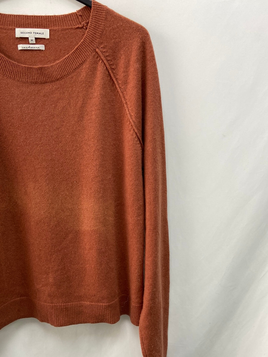 SECOND FEMALE.Tm cashemere sweater (tara)