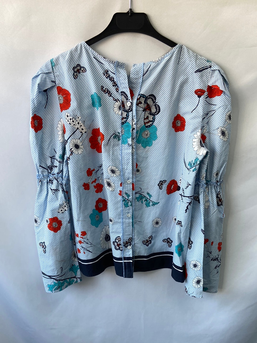 ZARA.Blusa rayas y flores T.xs (Tara)