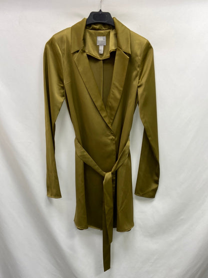 ASOS.Green satin blazer S.32