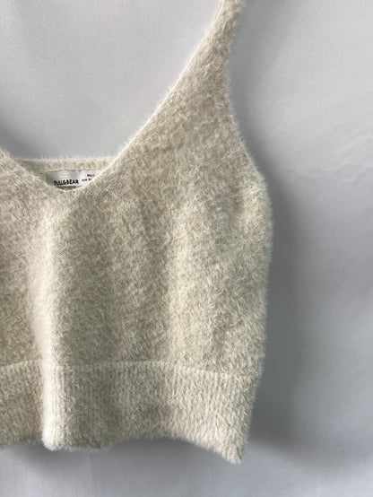 PULL&amp;BEAR. Beige furry knit croptop TM