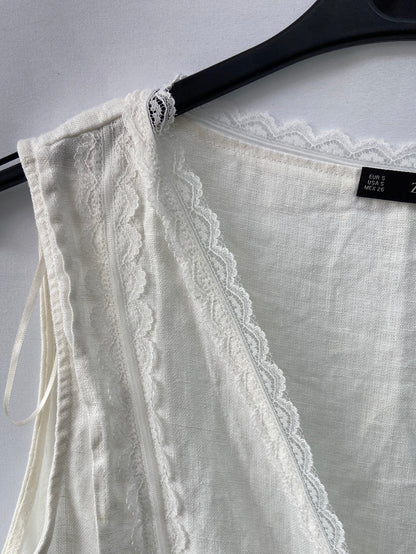 ZARA.Top beige Lino encaje T.S (Tara)