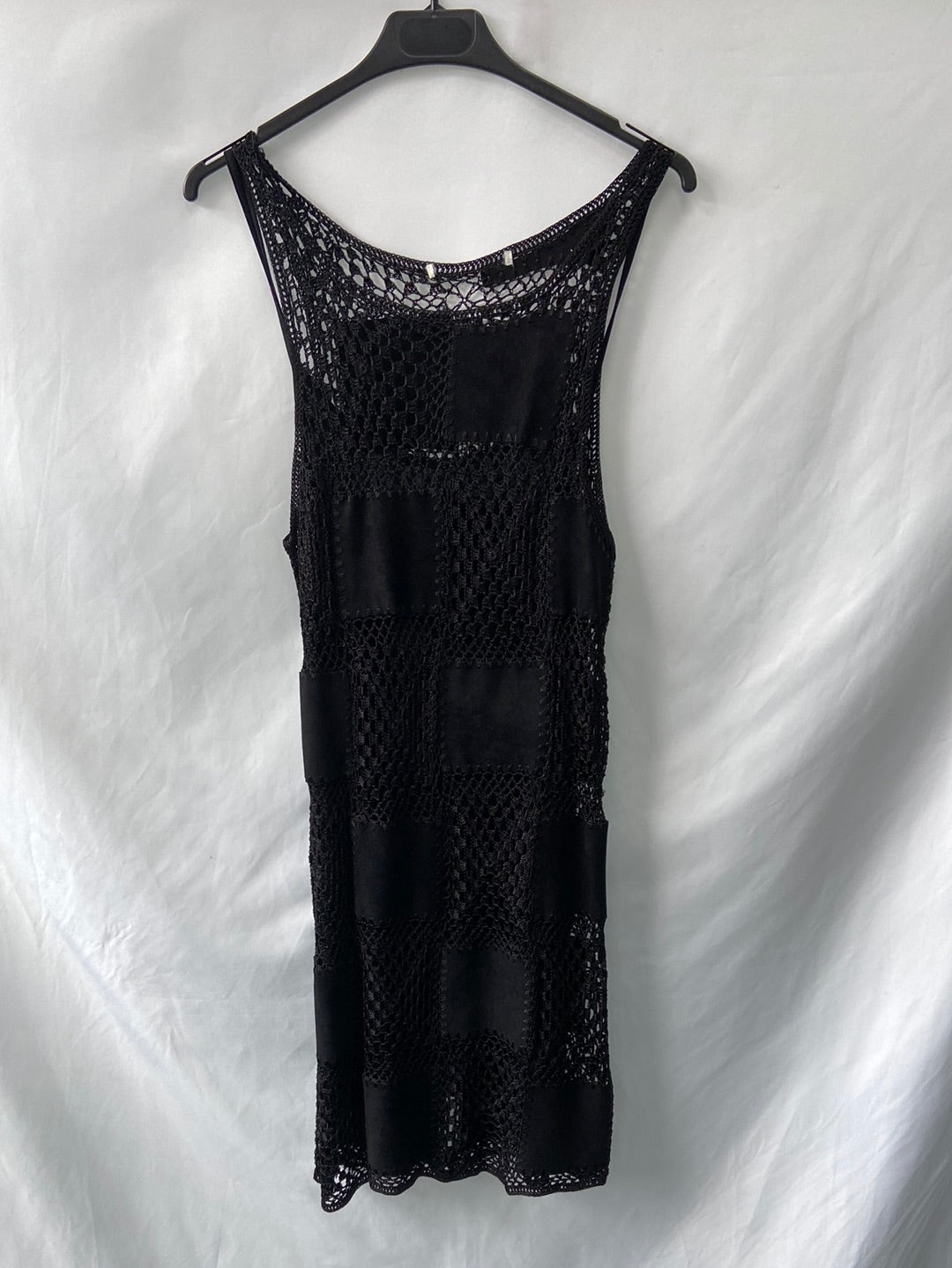 OTRAS.Vestido negro doble textura T.M