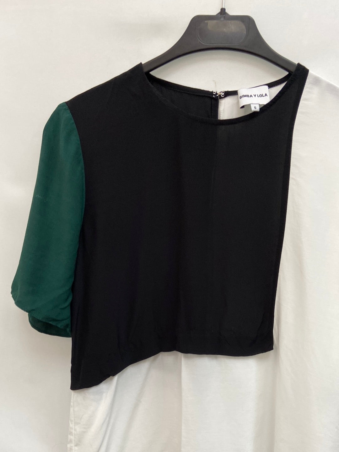 BIMBA Y LOLA. Blusa tricolor talla S