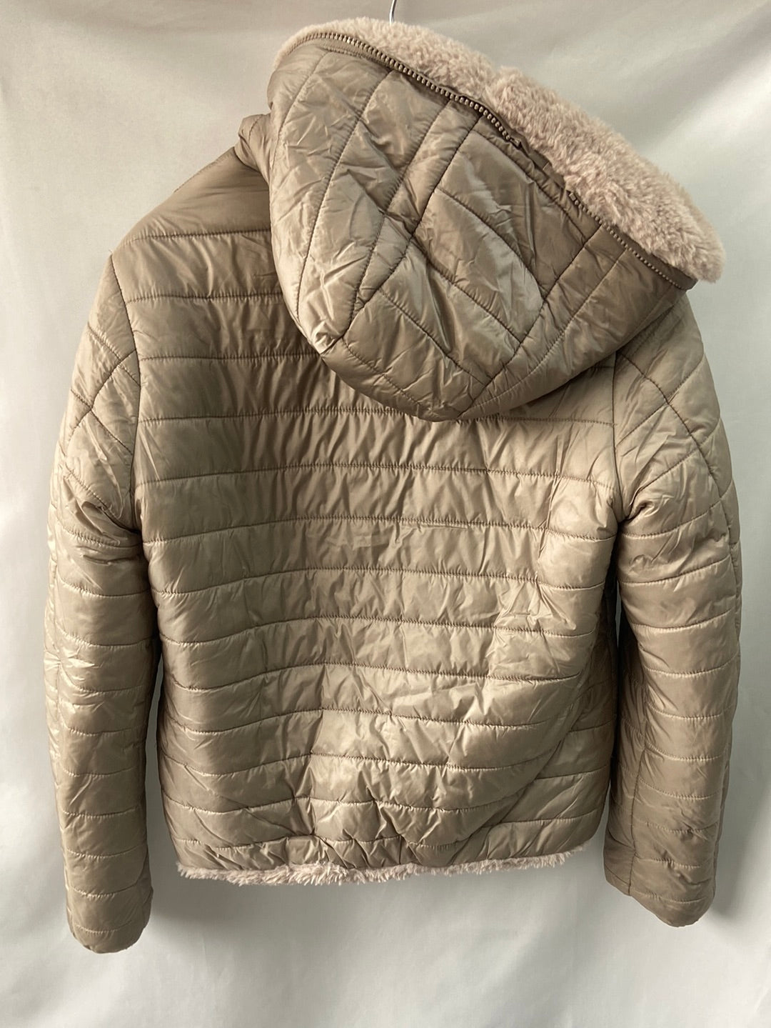 YOUNG FORMULA. Beige reversible coat S.40