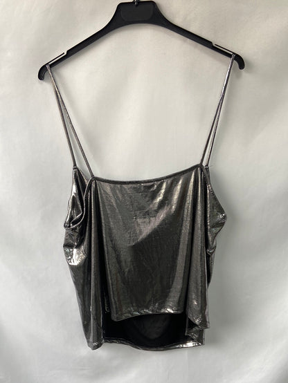H&M top plateado brillo T.l