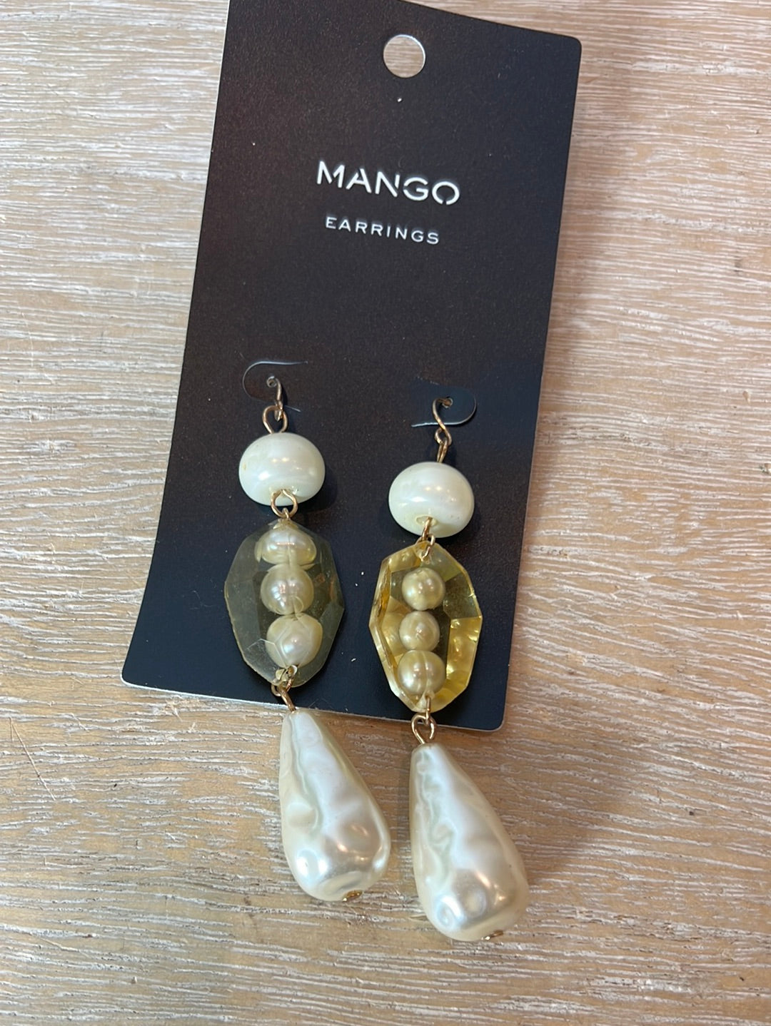 MANGO. Pearl drop earrings