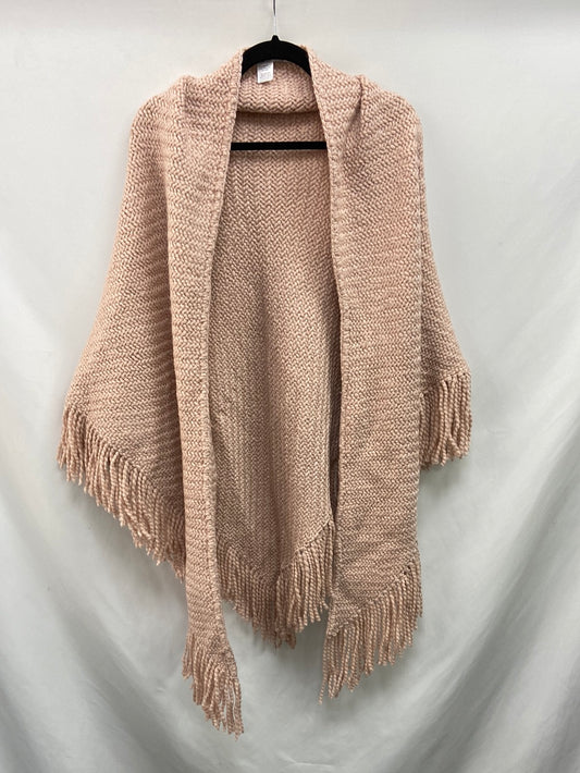 HANDS OF URUGUAY. Pink poncho YOURS