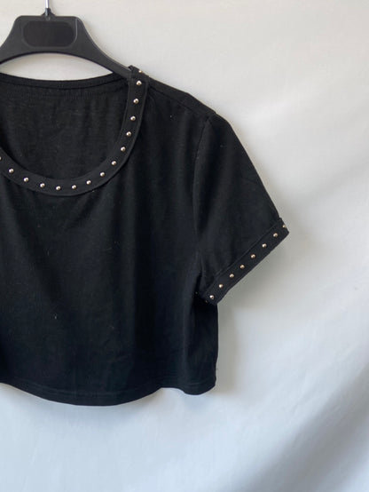 SHEIN.Camiseta negra crop T.36