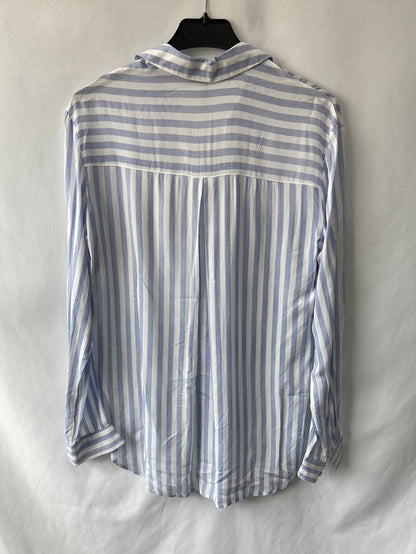STRADIVARIUS. Light blue striped shirt TM