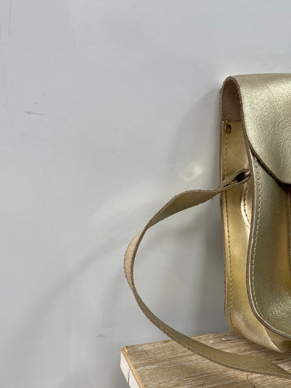 STELLA RITTAWAGEN. Golden bag (tara)