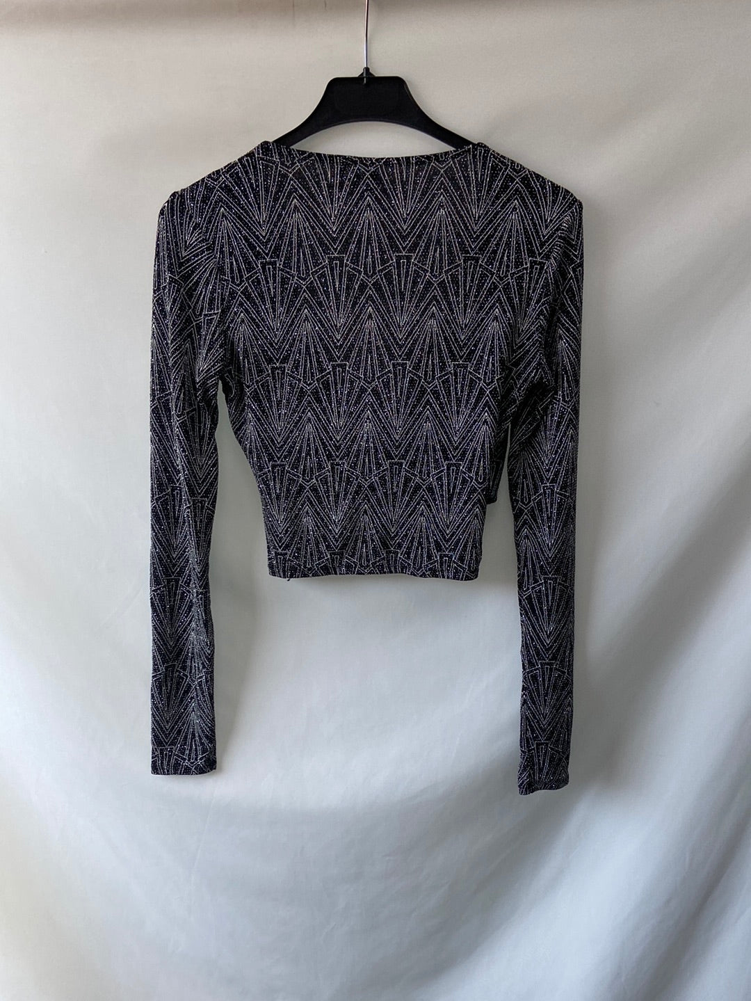 H&M.croptop hilos plateados T.S