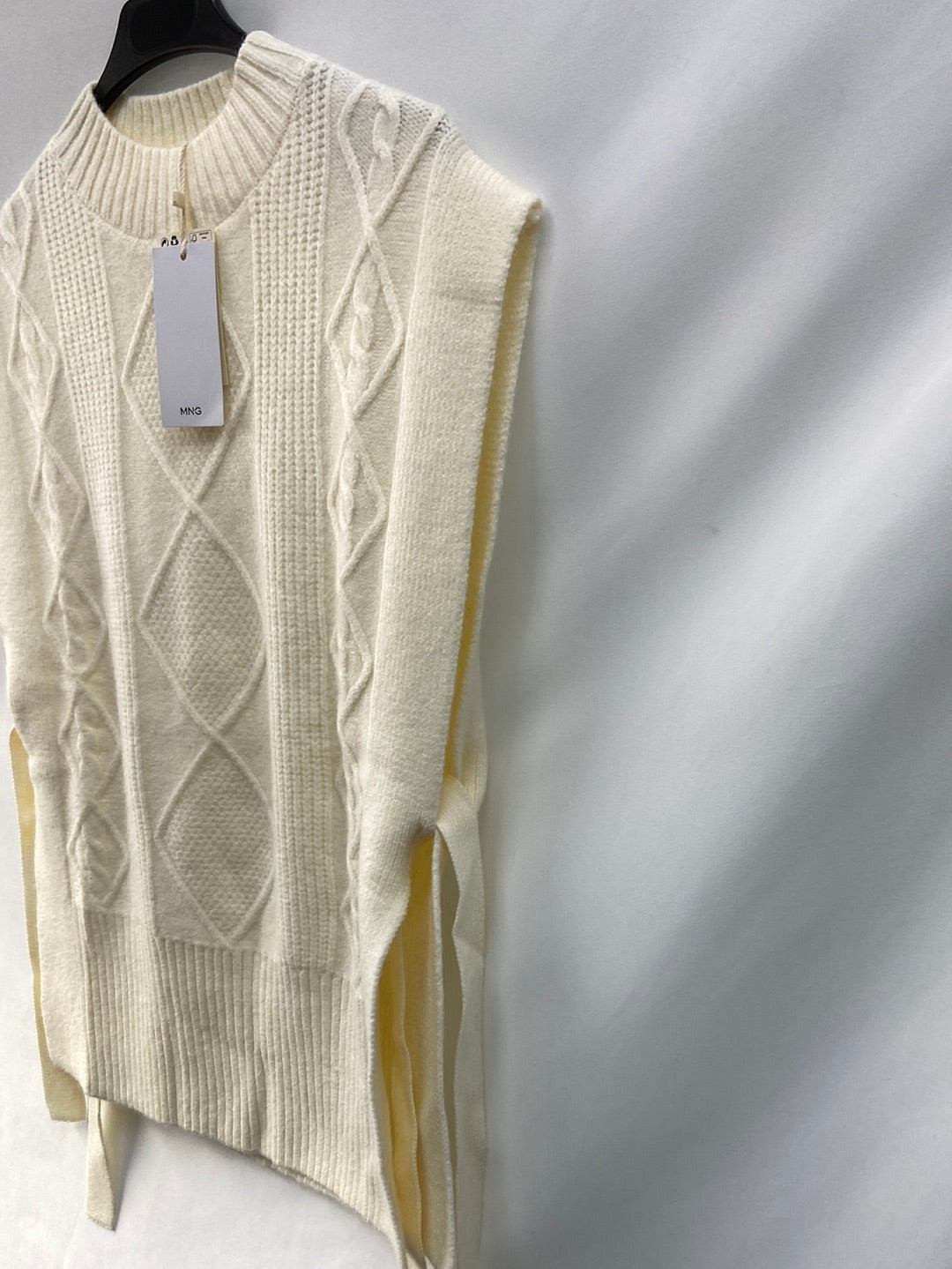 MANGO. Jersey sin mangas lazadas T.s