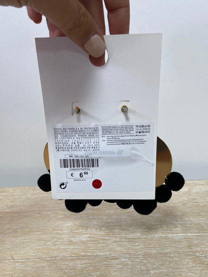 BERSHKA.pendientes circuló borlas