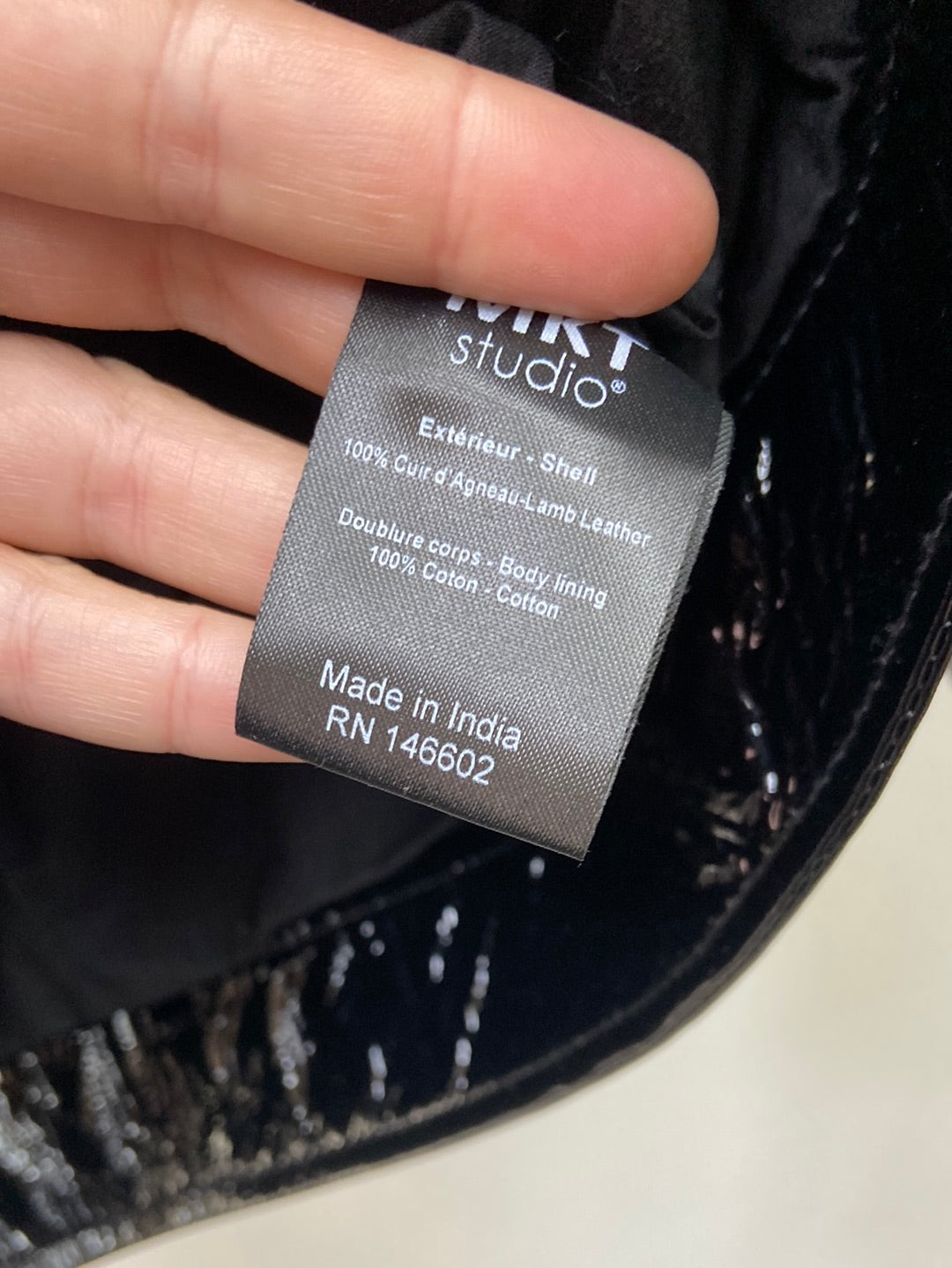 MKT.Black leather jacket S.36