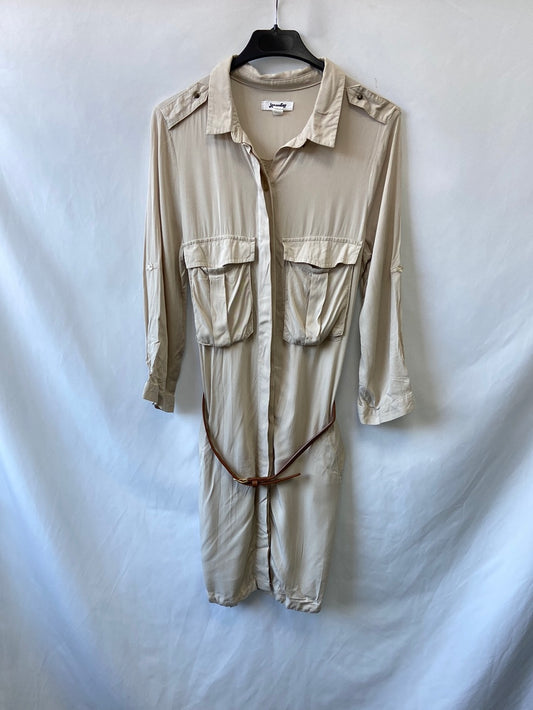 OTRAS.Vestido beige estilo sahariano T.M