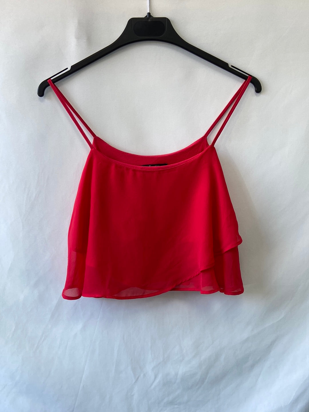 BERSHKA. Red ruffled Ts top