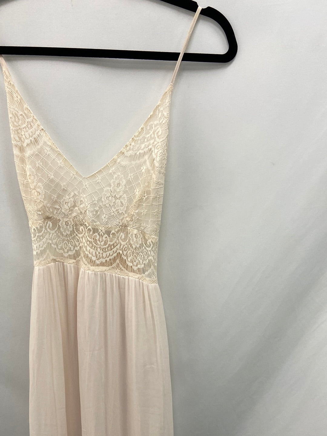 OTHERS. Long pink lace dress Your (s/m)