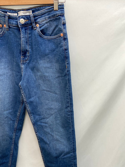 MANGO. Pantalon azul marino mom fit T.34