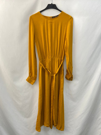 ZARA. Vestido midi mostaza  T.S