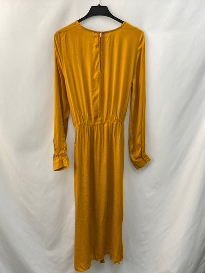 ZARA. Vestido midi mostaza  T.S