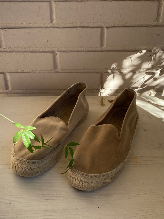 OTRAS. Alpargatas camel T.38