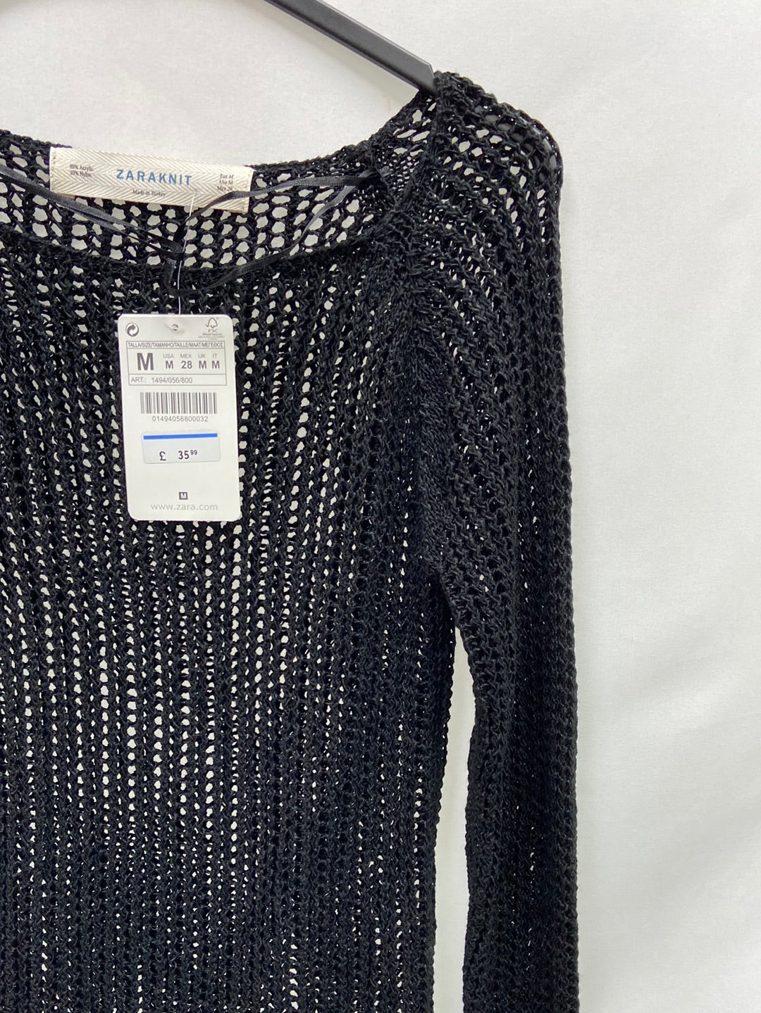 ZARA. Black sweater TM