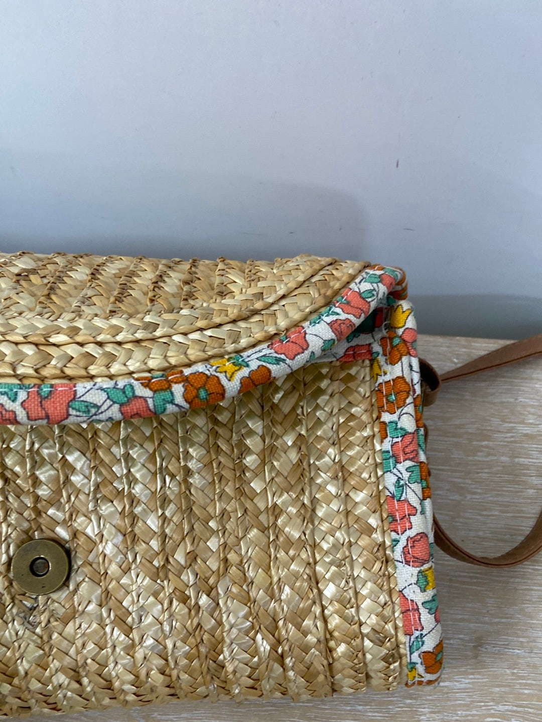 BLANCO.Bolso rafia estilo cartera