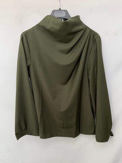 ZARA. Green fitted blouse Ts