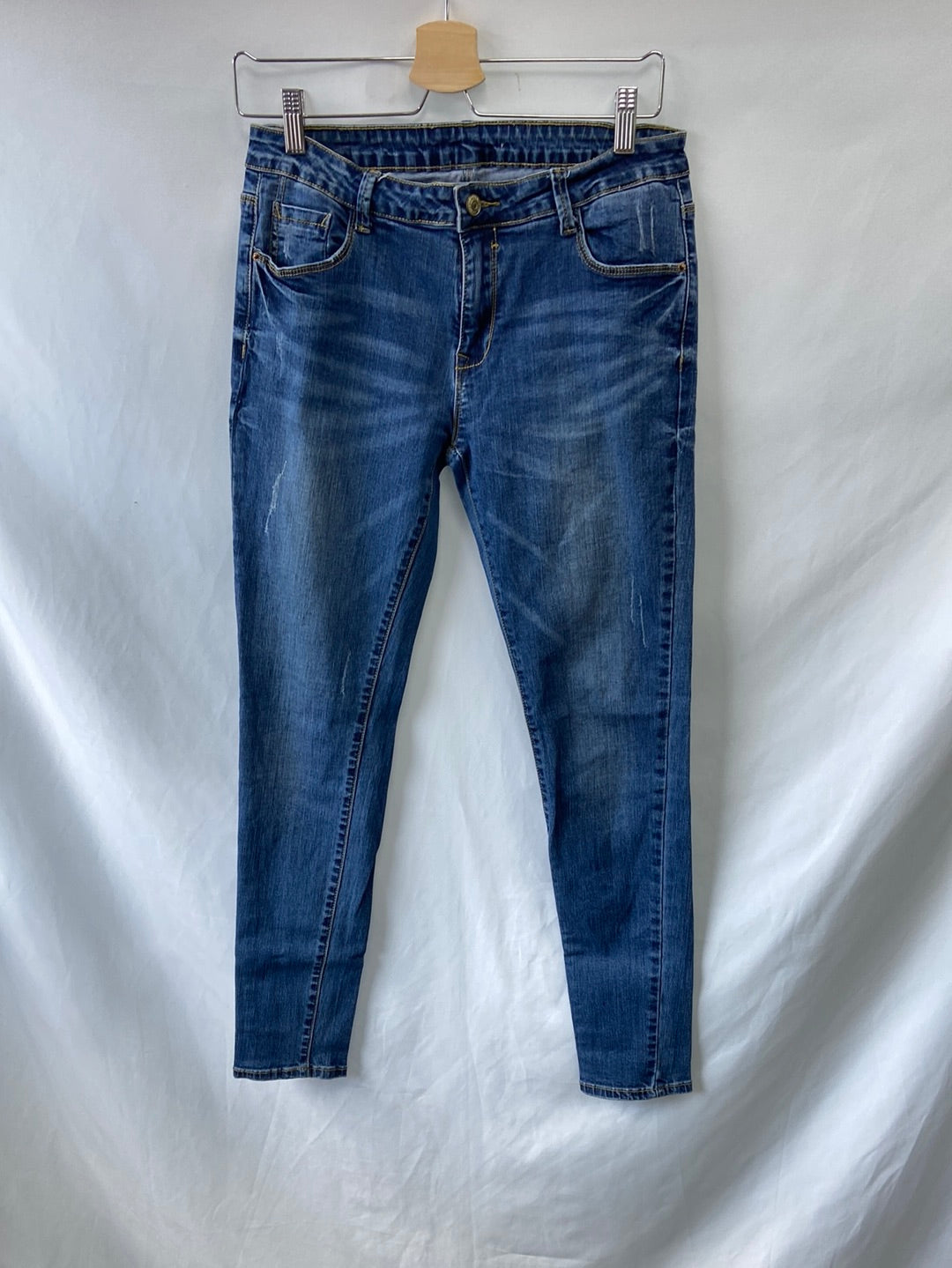 OTRAS.Pantalones vaqueros clásicos pitillo T.38