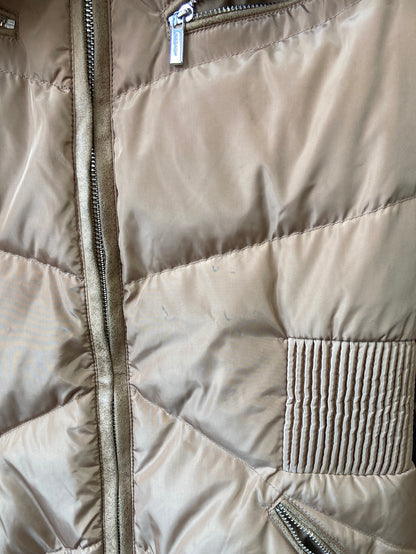 MORGAN.Plumas marrón cuello pelo T.42(L) TARA