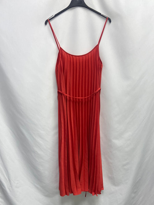 MANGO. Vestido  midi rojo plisado T.xs