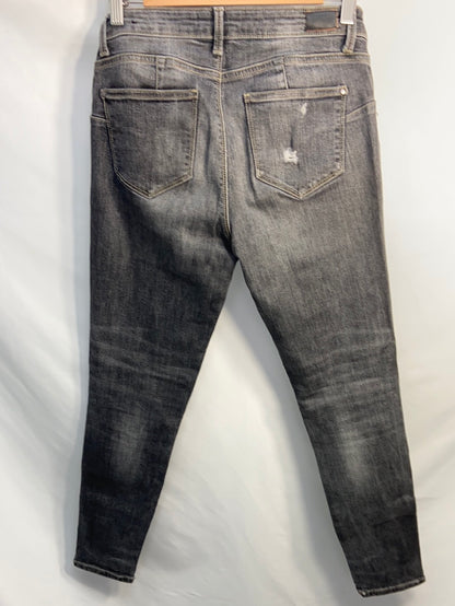 MANGO.Pantalones grises rotos T.38