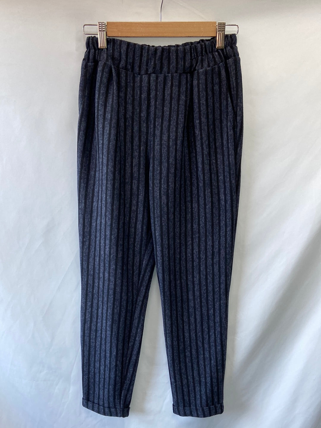 VALENTINA.Pantalones rayas tipo sportive T.M/L