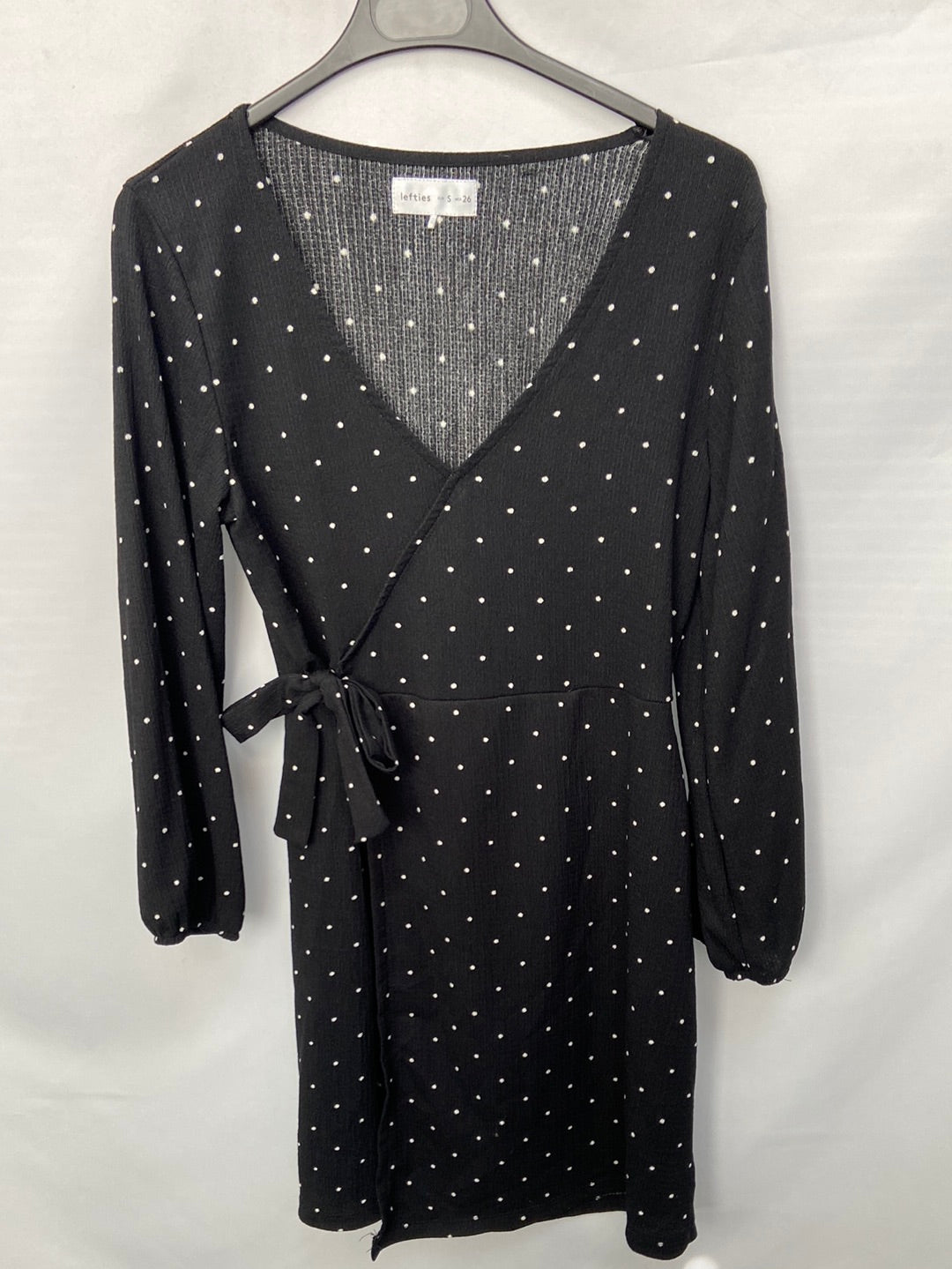 LEFTIES.Vestido negro cruzado T.s