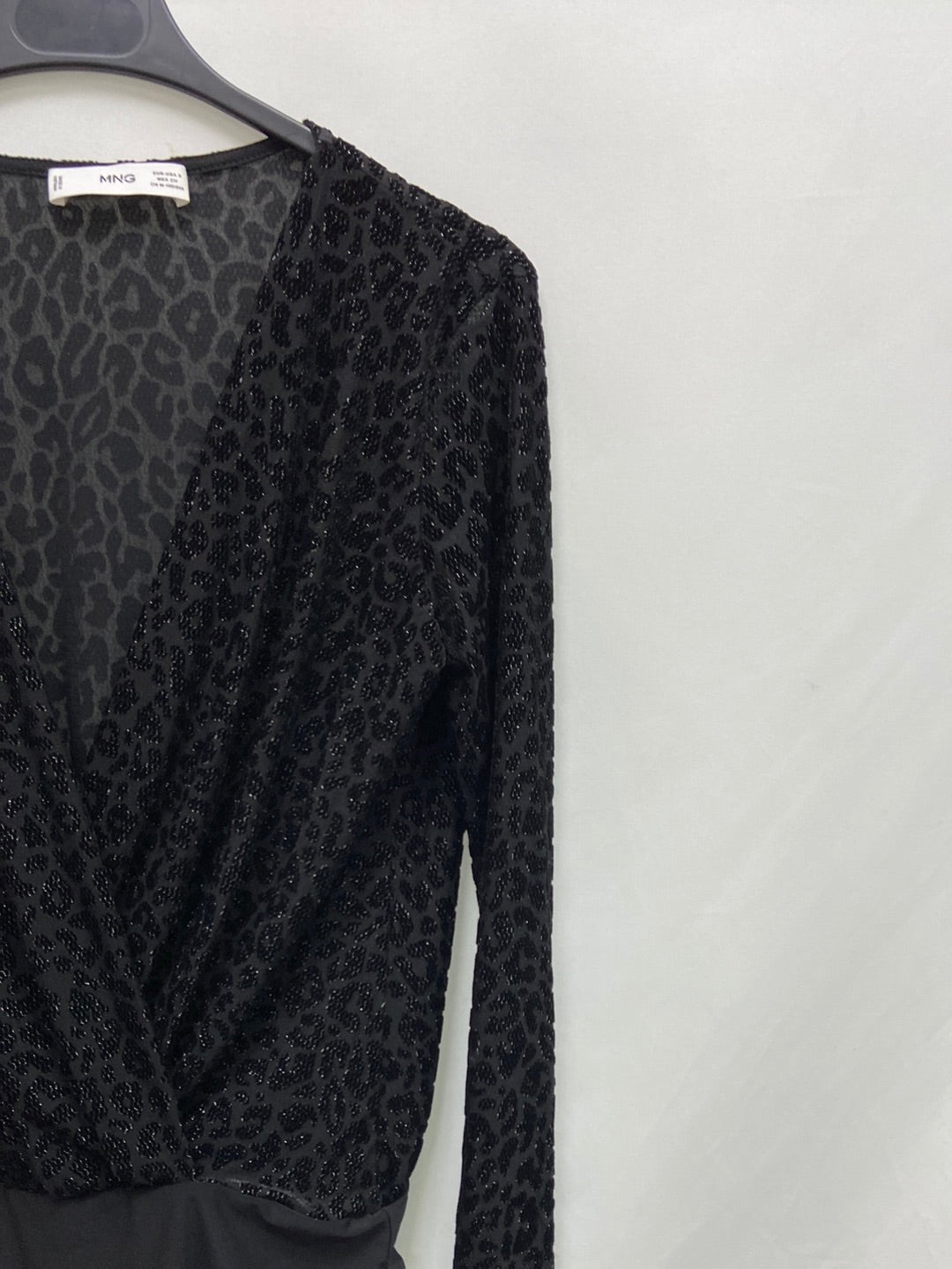 MANGO.Body negro textura T.S