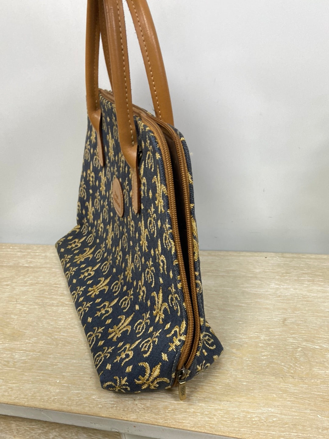 ROYAL TAPISSERIE.Bolso mediano tipo tapiz