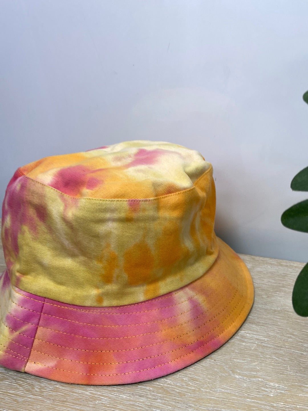 ZARA.Bucket hat tie dye TM