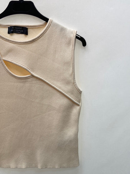 PRIMARK.Top beige abertura T.M