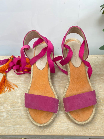 MARINA ISLA. Cuñas rosas. T.37