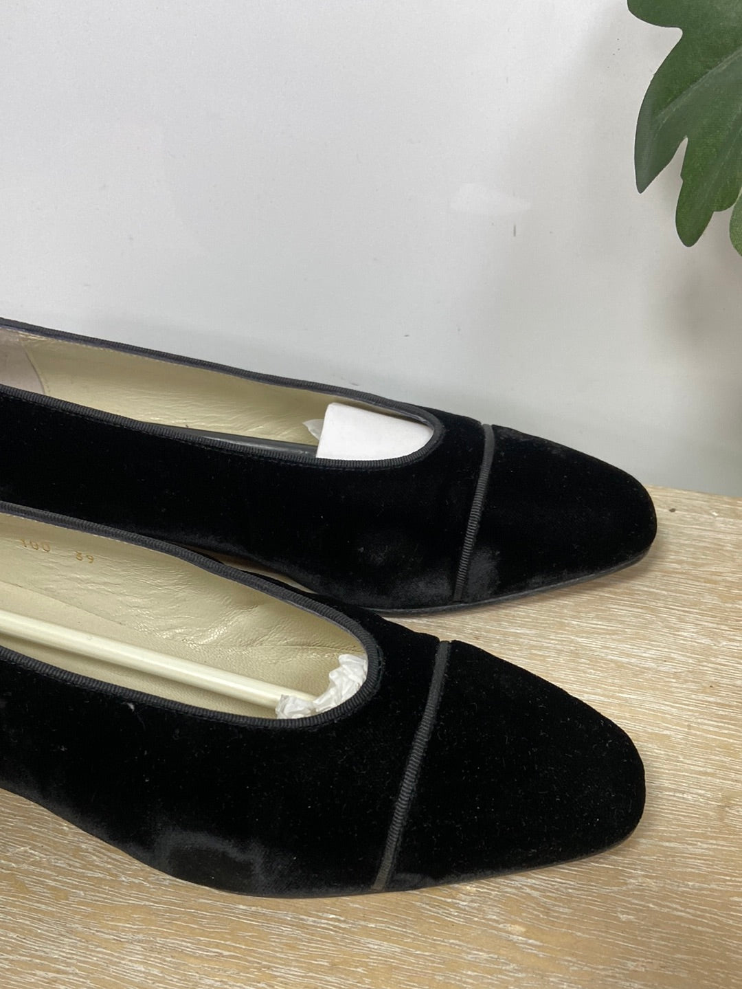 ANDREAS SECRET.Manoletinas terciopelo T.39