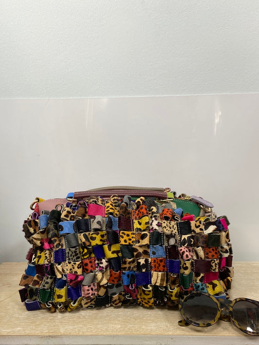 OTRAS.Bolso de piel multiestampado