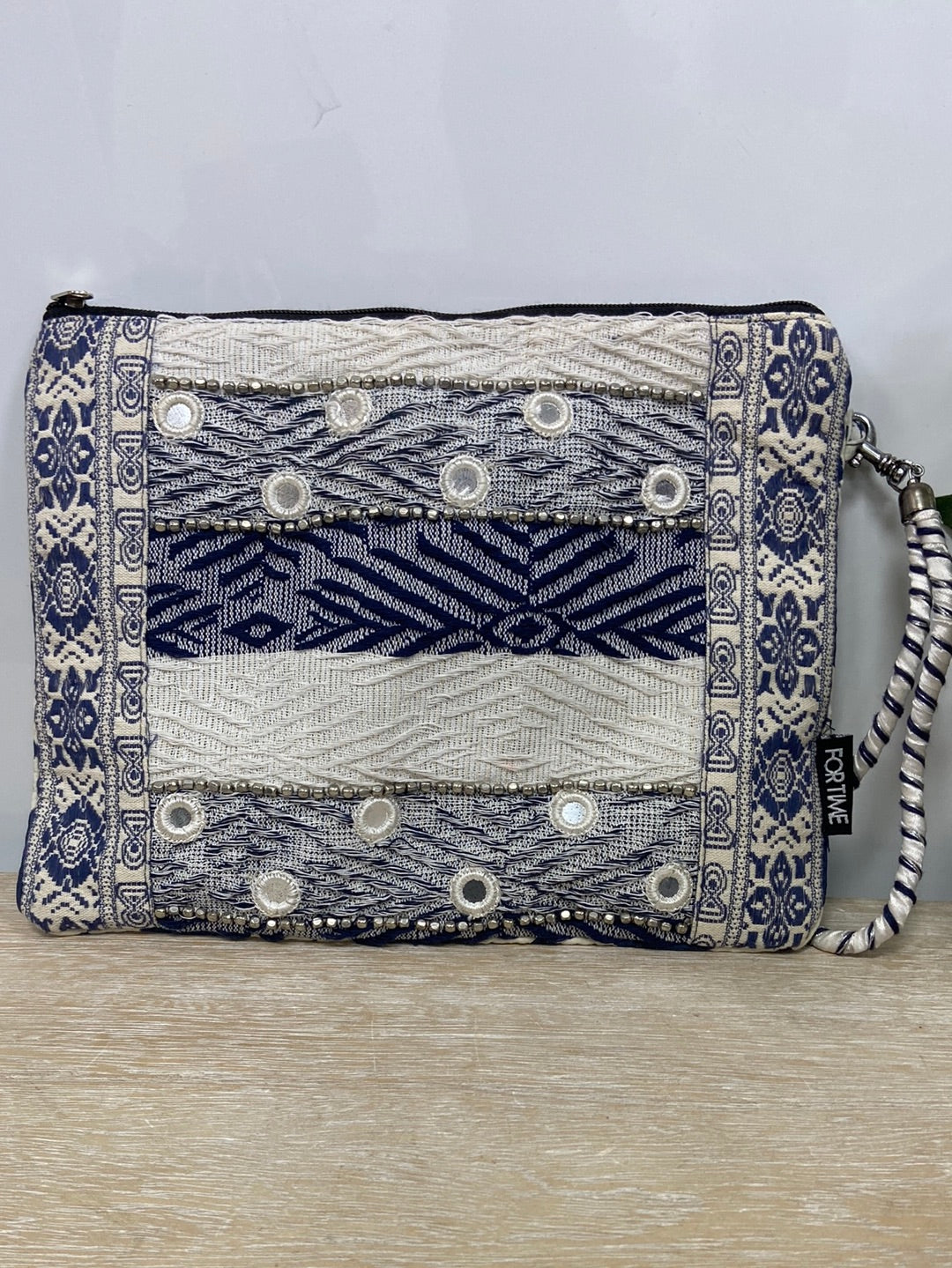 OTHER. Hippie bag with embroidered fabric and mirrors