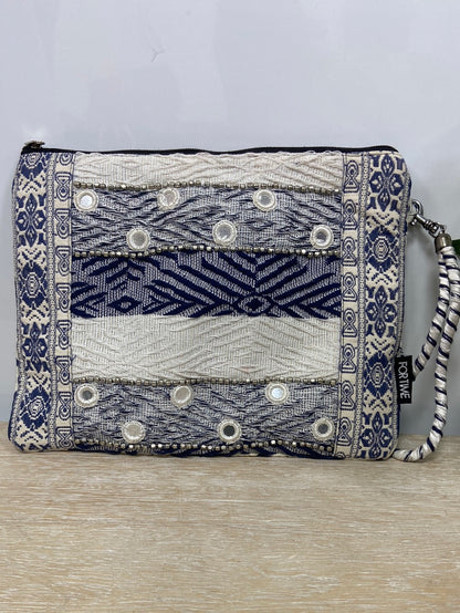 OTHER. Hippie bag with embroidered fabric and mirrors