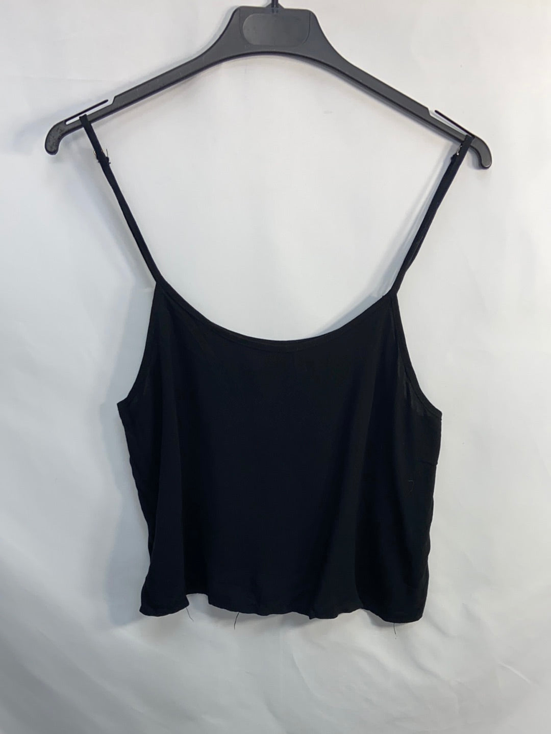PULL&BEAR.Top básico negro tirantesT.s