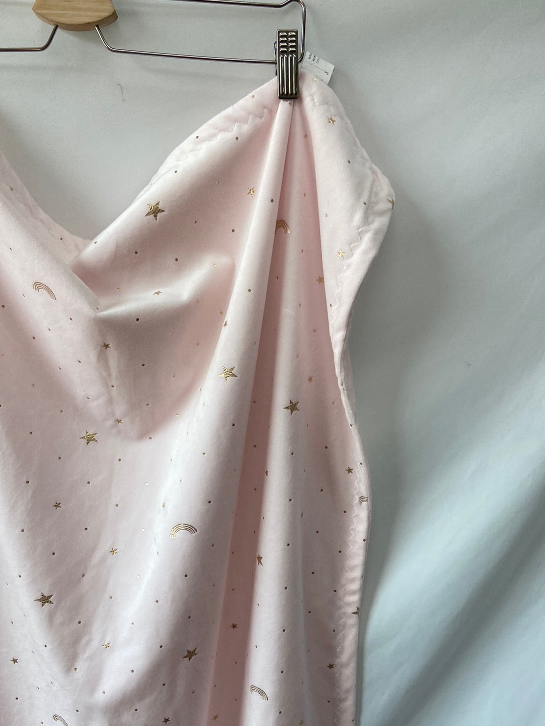 ZARA HOME. Manta rosa bebé