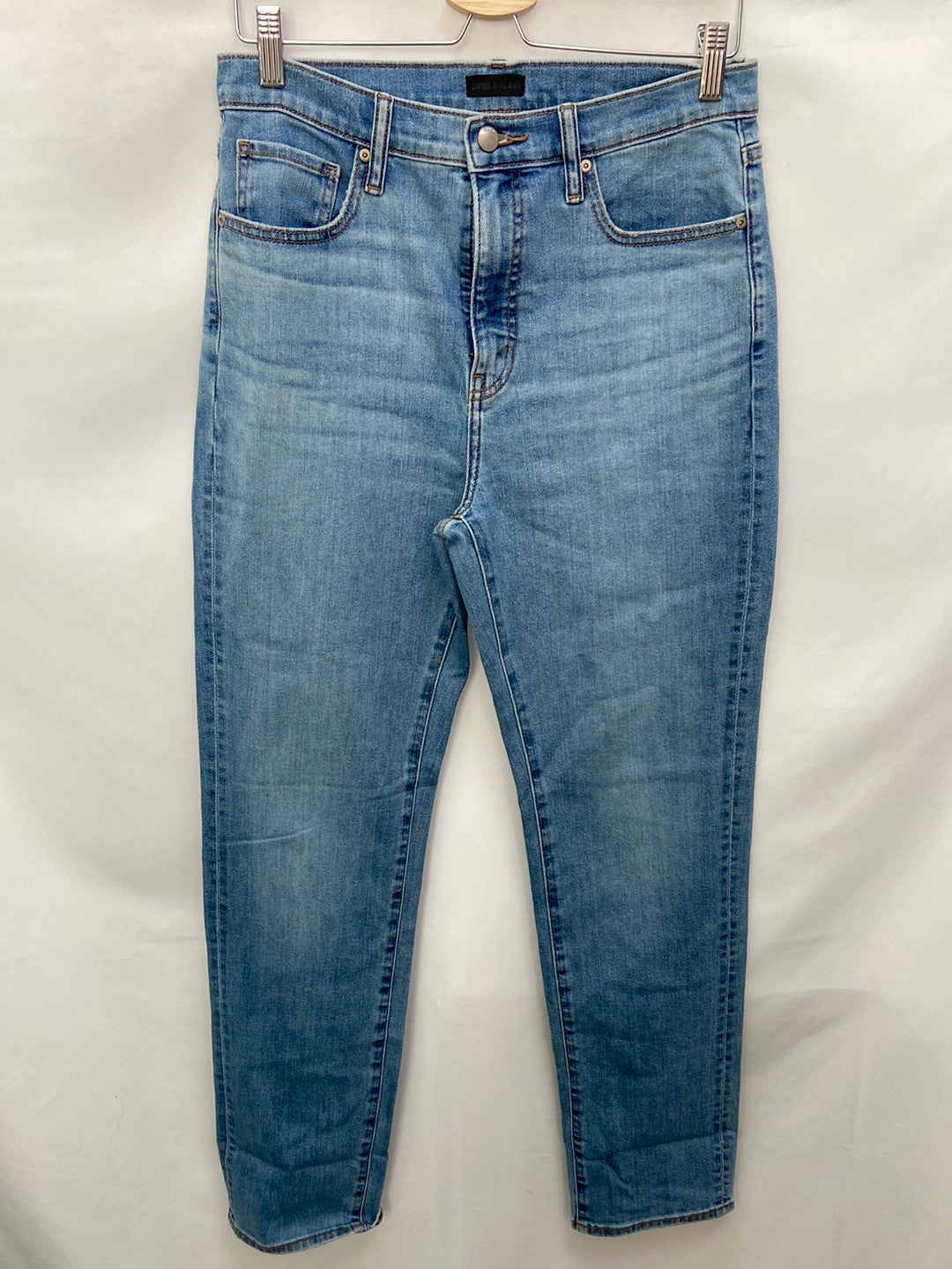 UNIQLO.Jeans rectos T.38
